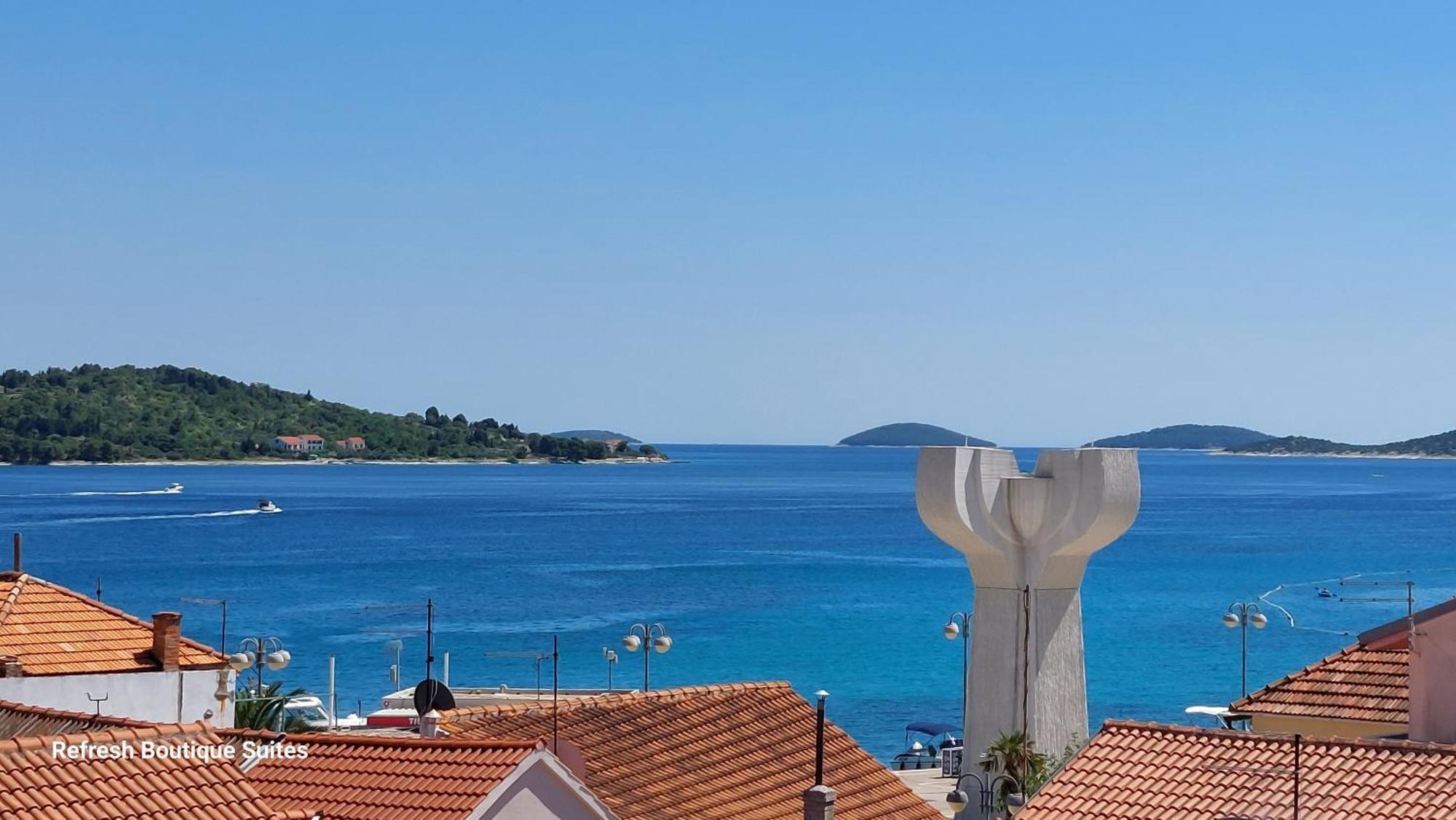 Refresh Boutique Suites - Central Point Vodice Pokoj fotografie