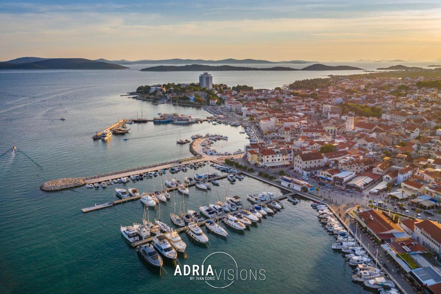 Refresh Boutique Suites - Central Point Vodice Exteriér fotografie
