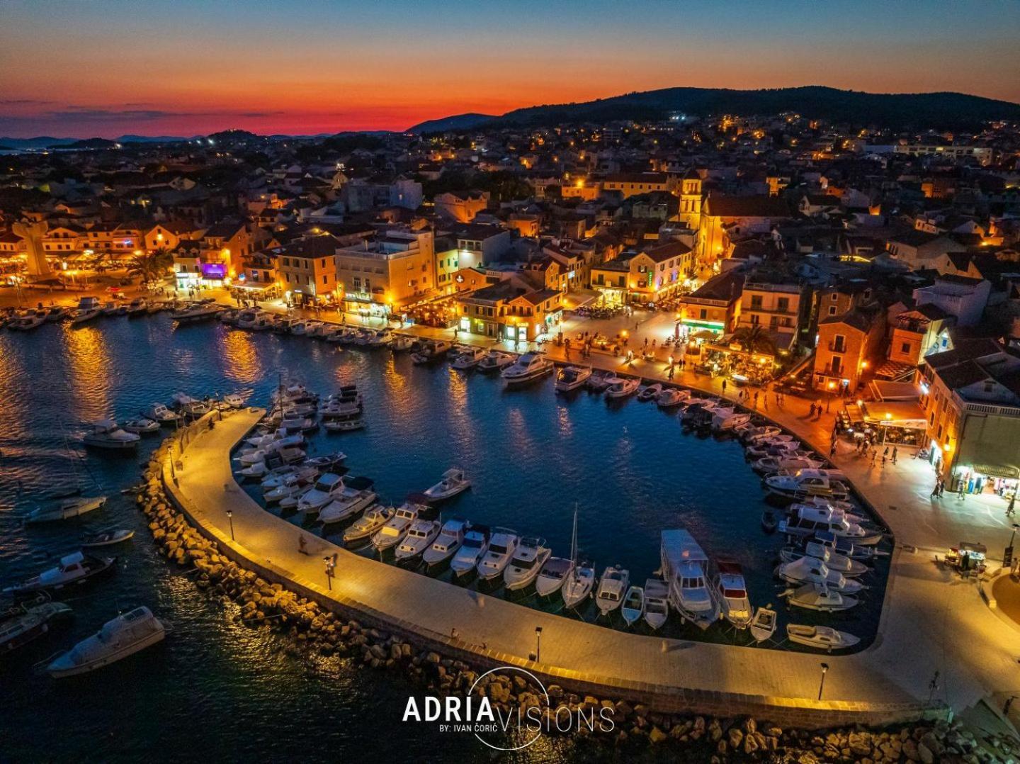 Refresh Boutique Suites - Central Point Vodice Exteriér fotografie